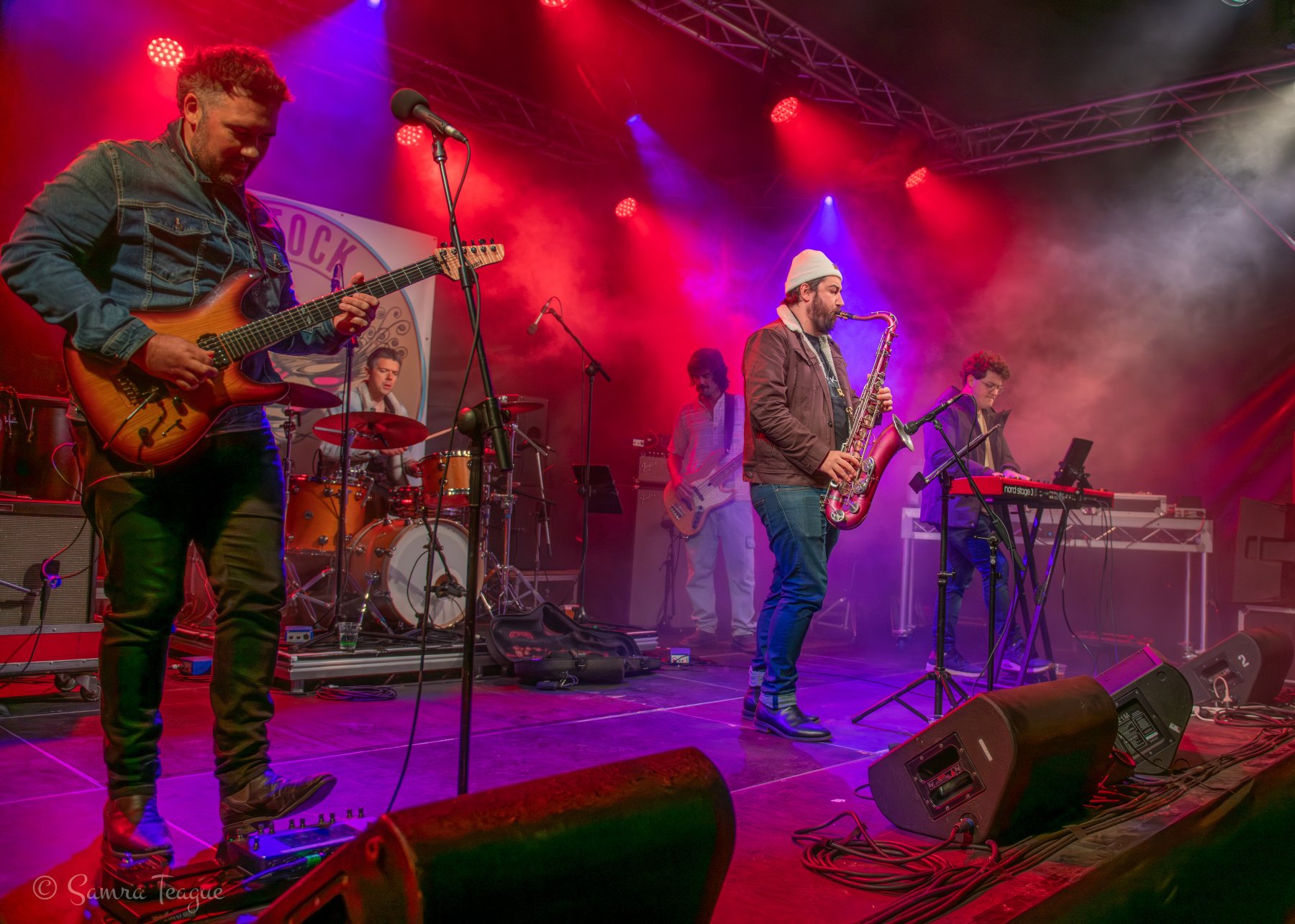 Dougstock 6